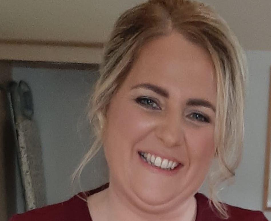 Bright sunflowers, balloons and big smiles for Elle