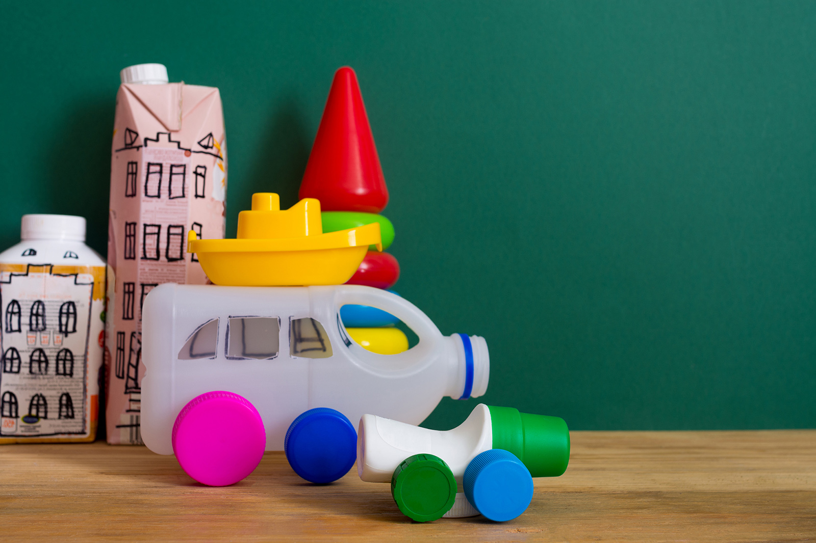 Council bids to find top artistic recyclers