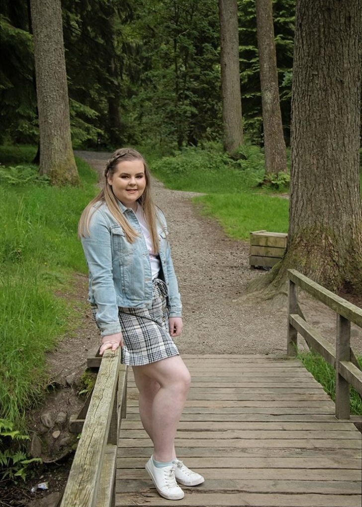 Cara walks alone in Liverpool as uni feels ‘isolating’