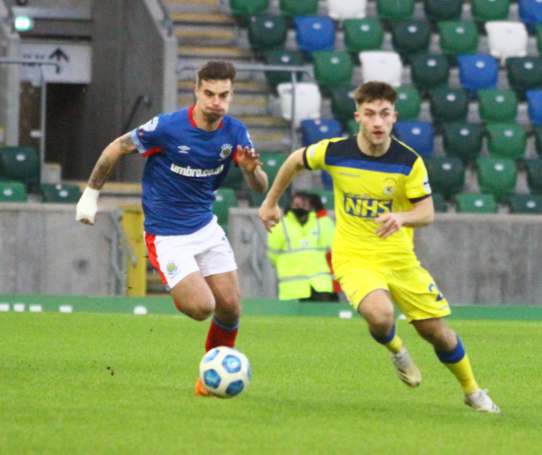 Linfield player recalls conversations with Walter Smith