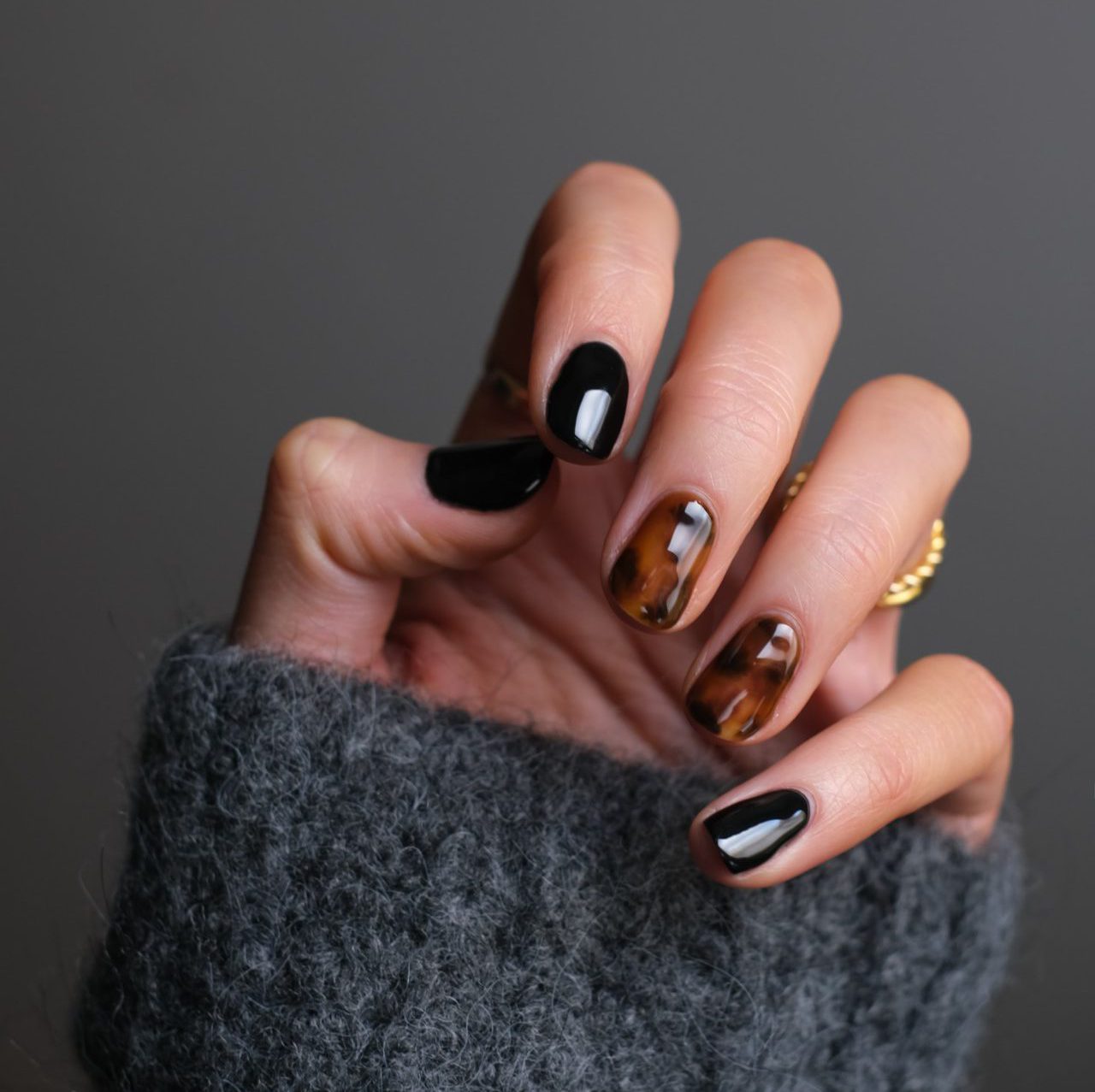 8 Autumn Nail Looks We Adore