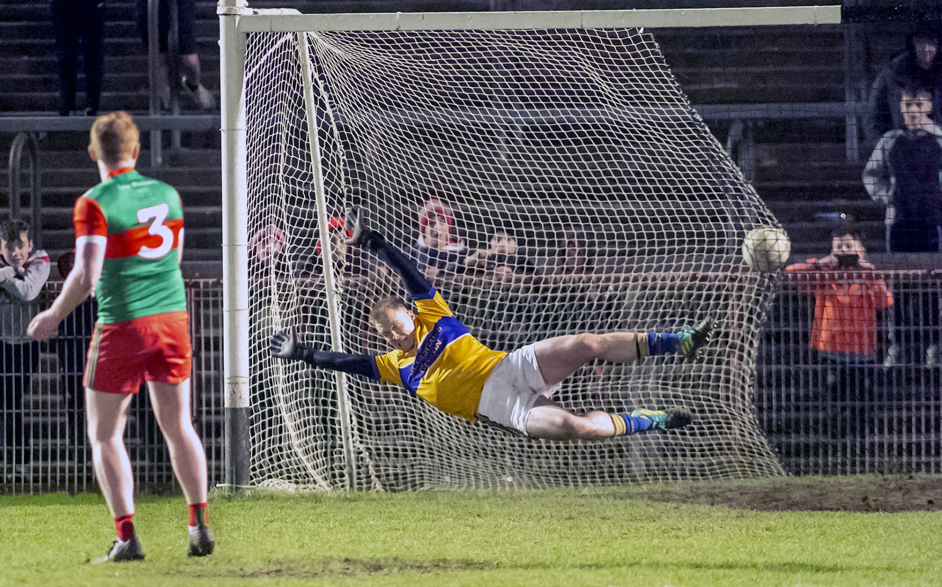 Neither side deserved to lose says victorious Owen Roes manager
