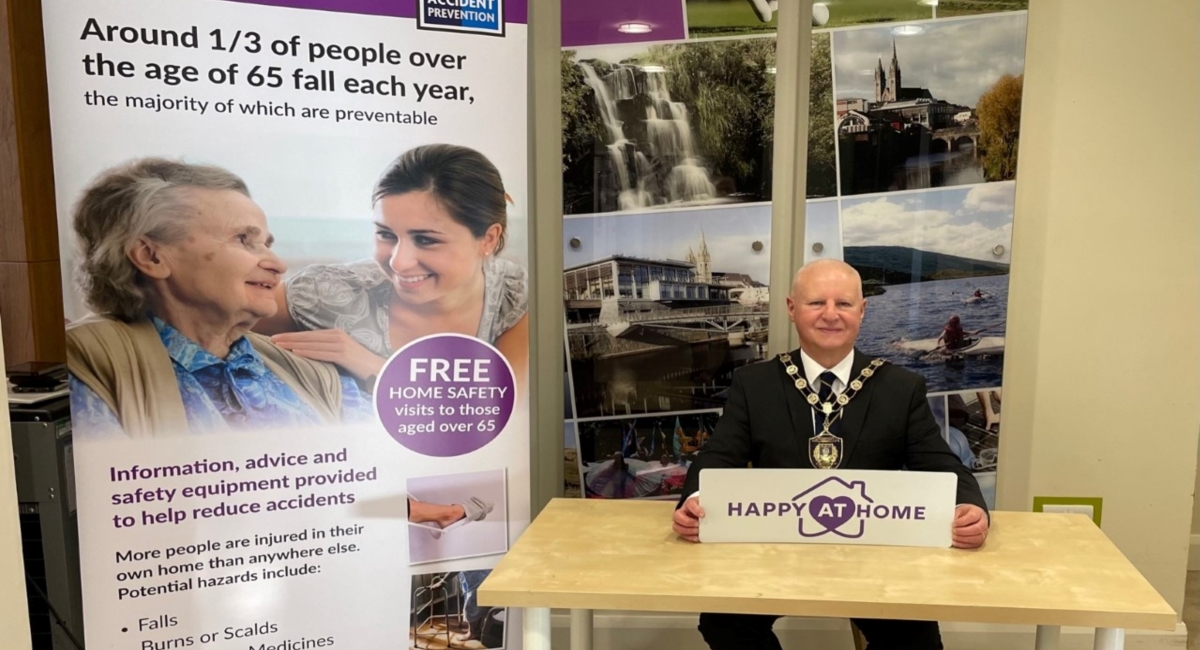 Knitting competition launched to bring smiles to older residents