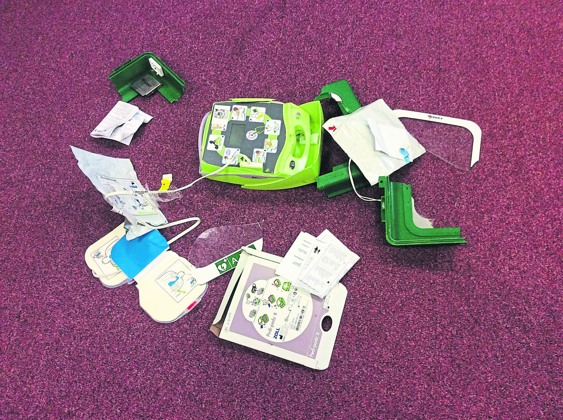 Investigation into damaged defibrillator