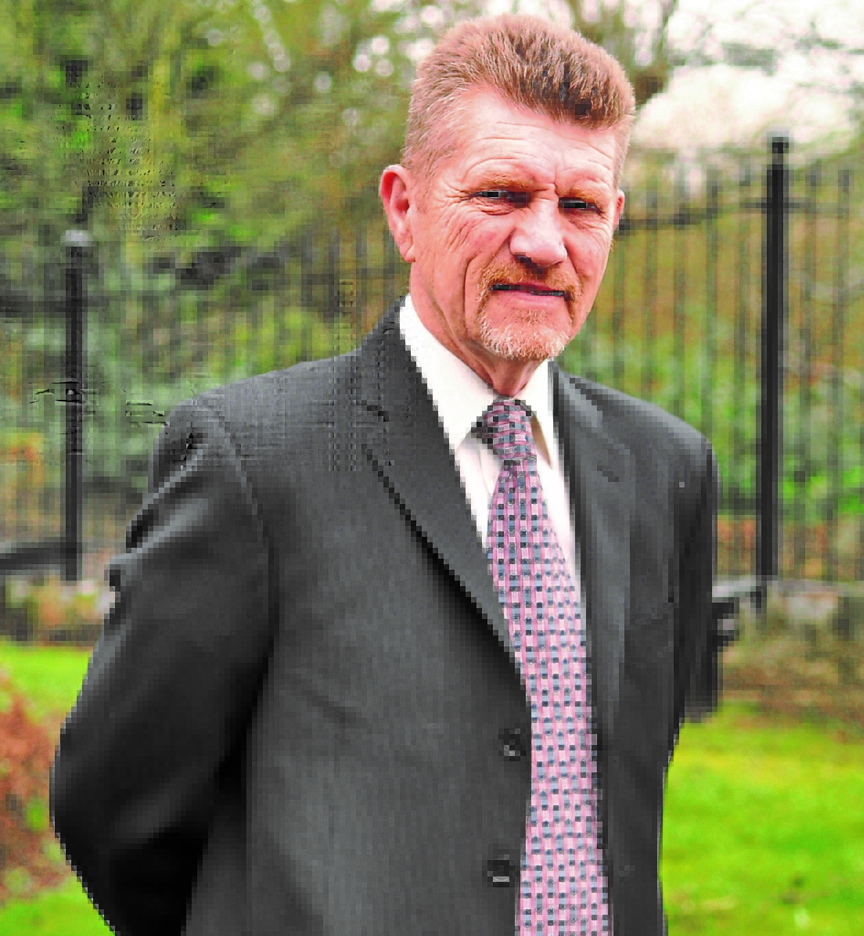 Hussey pledges support for Castlederg anti-protocol rally