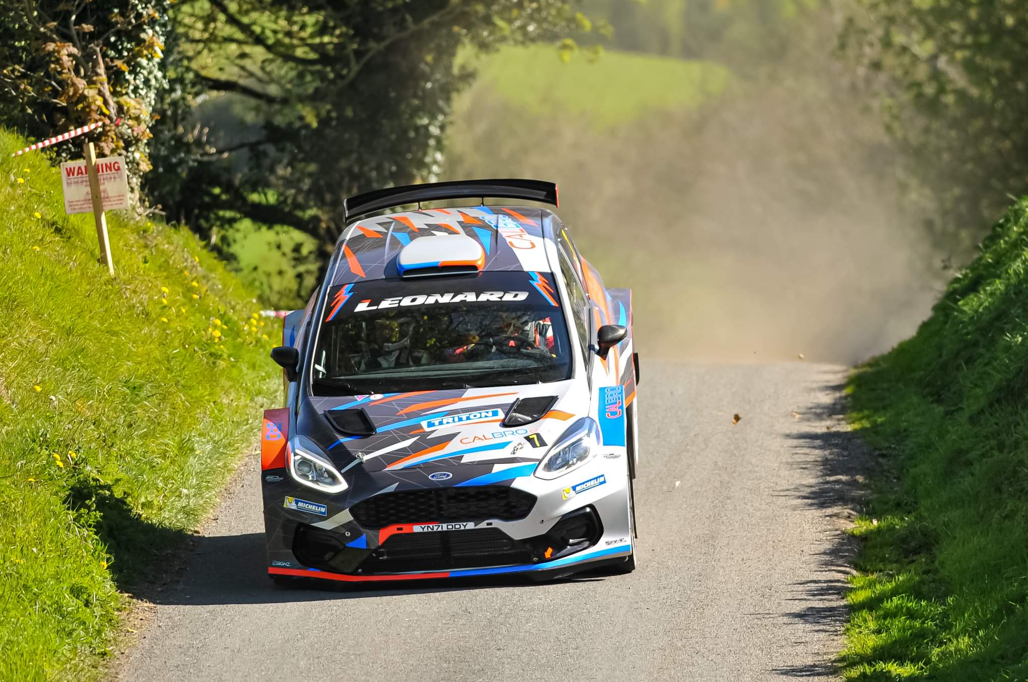 Leonards fly around Farney County