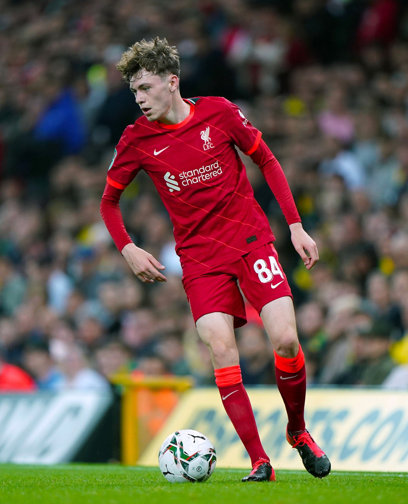 Liverpool star supports charity event in memory of golfer