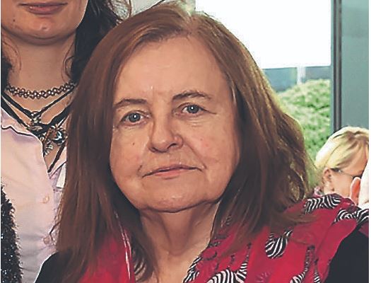 ‘Families in crisis as politicians getting paid to huff in the corner’