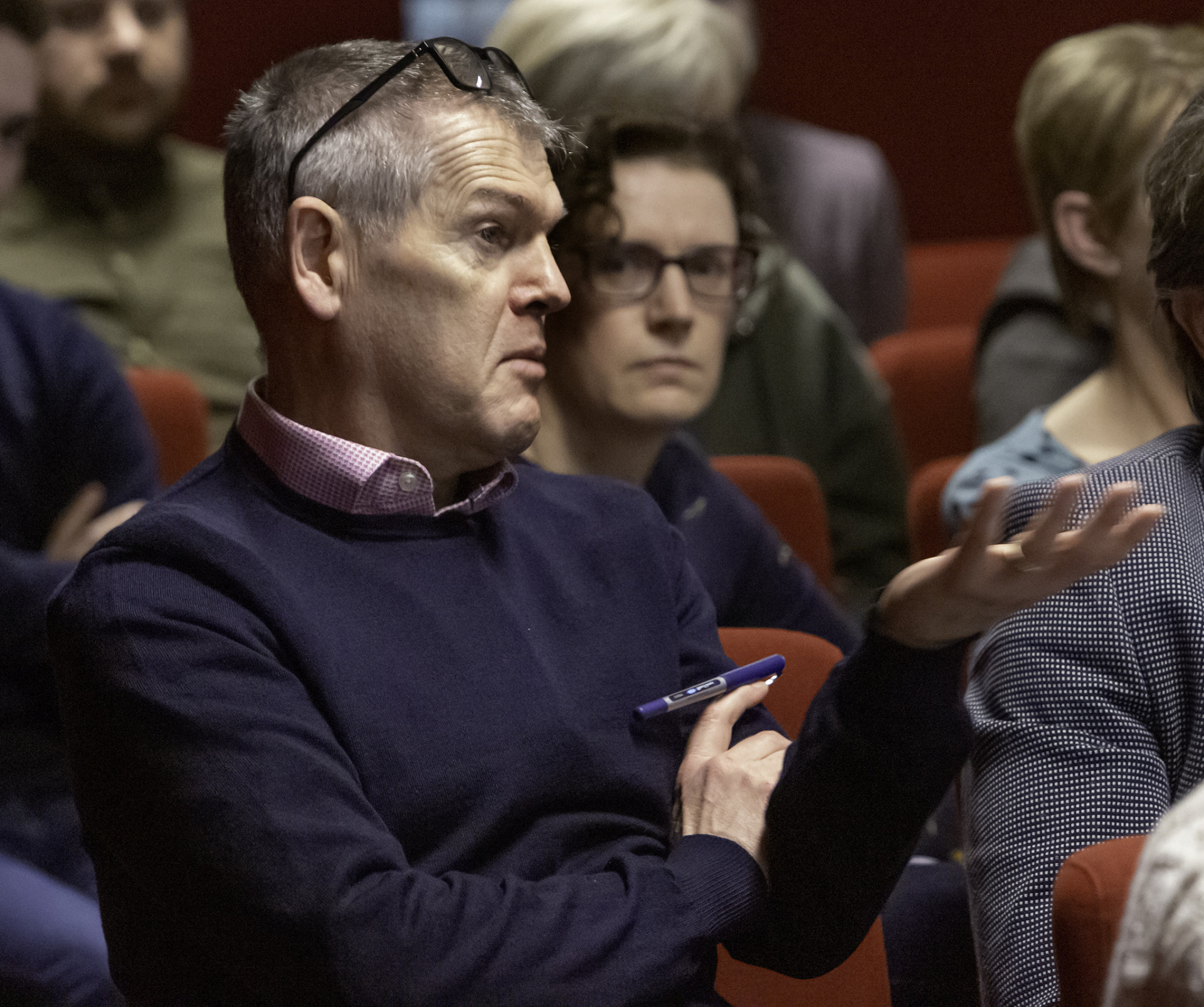 Traders voice anger at meeting on regeneration of Campsie