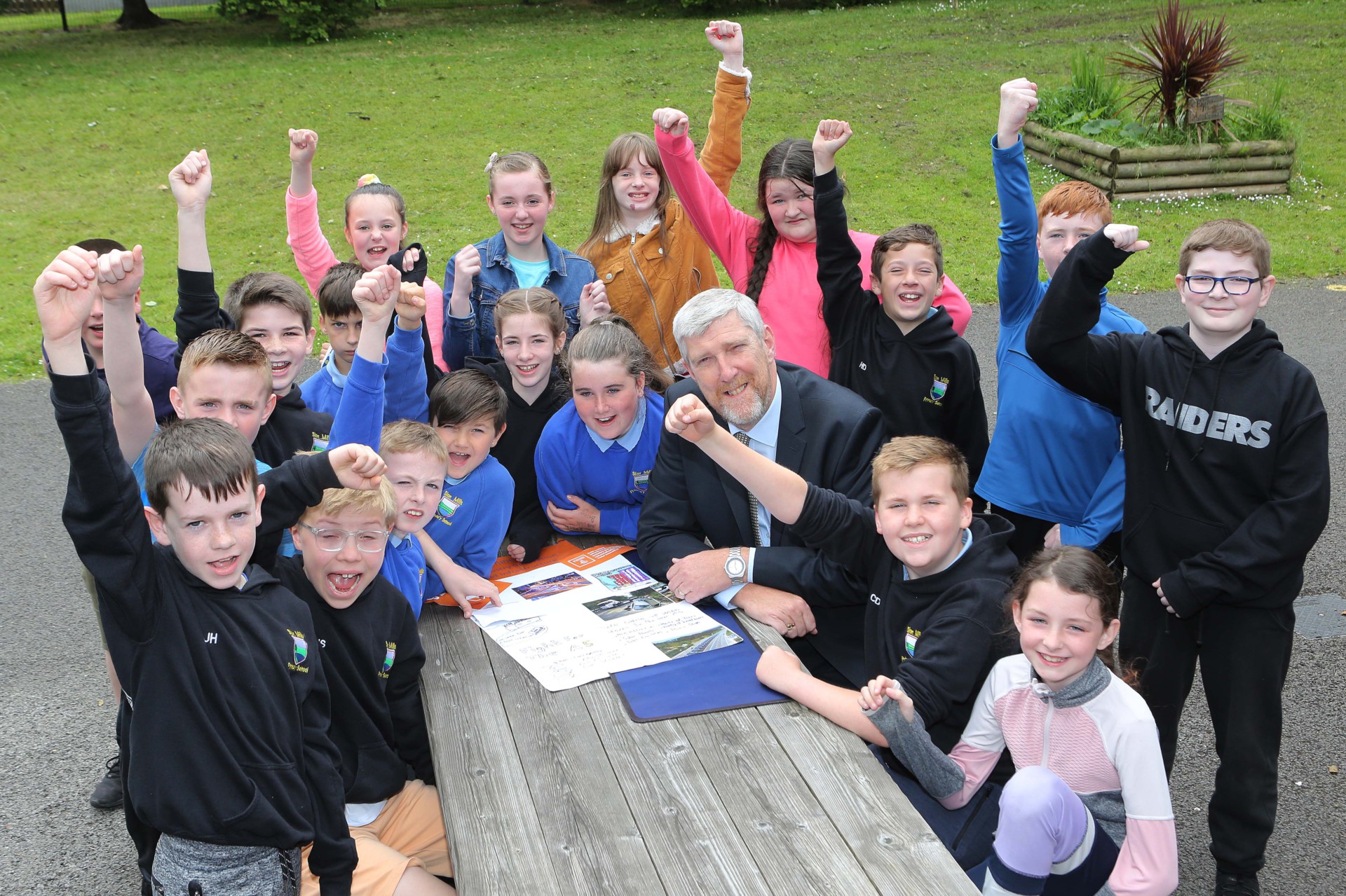 Infrastructure Minister visits Sion Mills Primary School