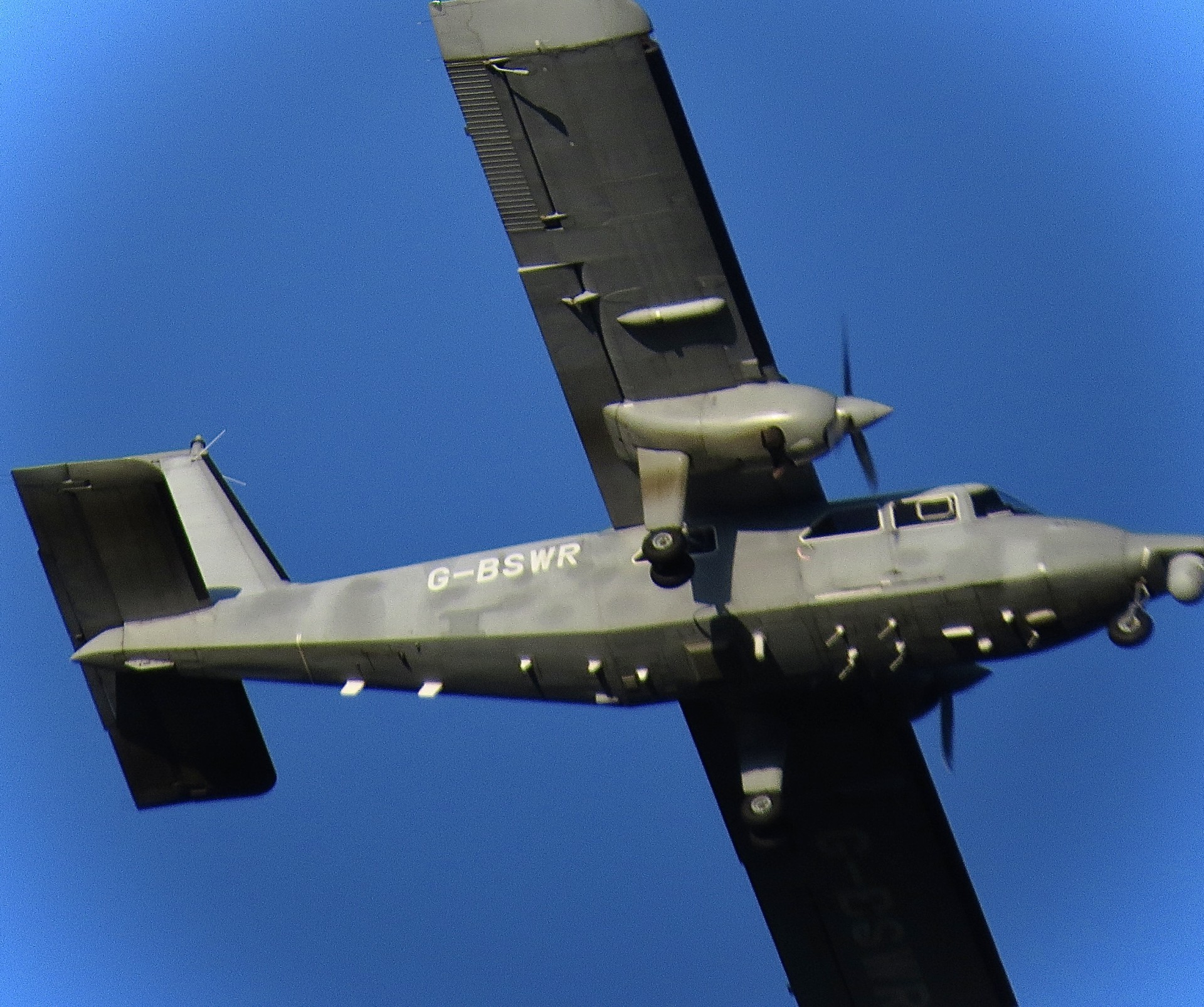 Low-flying police plane responding to ‘bomb hoax’