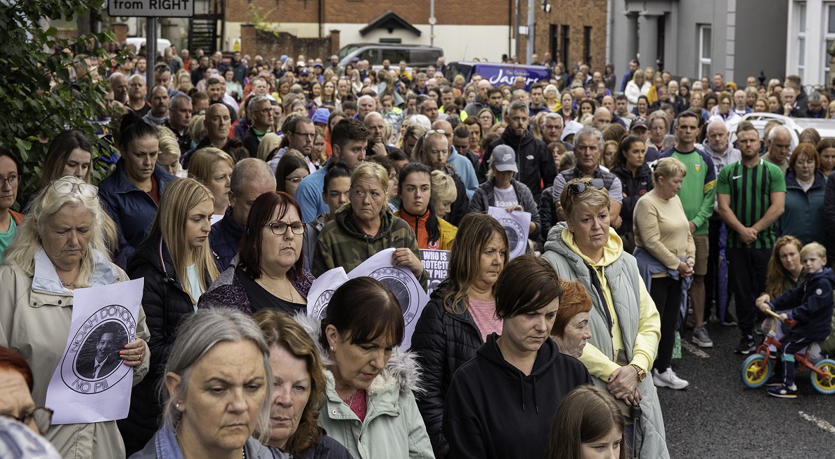 Strabane protesters say ‘We stand behind you Fiona’