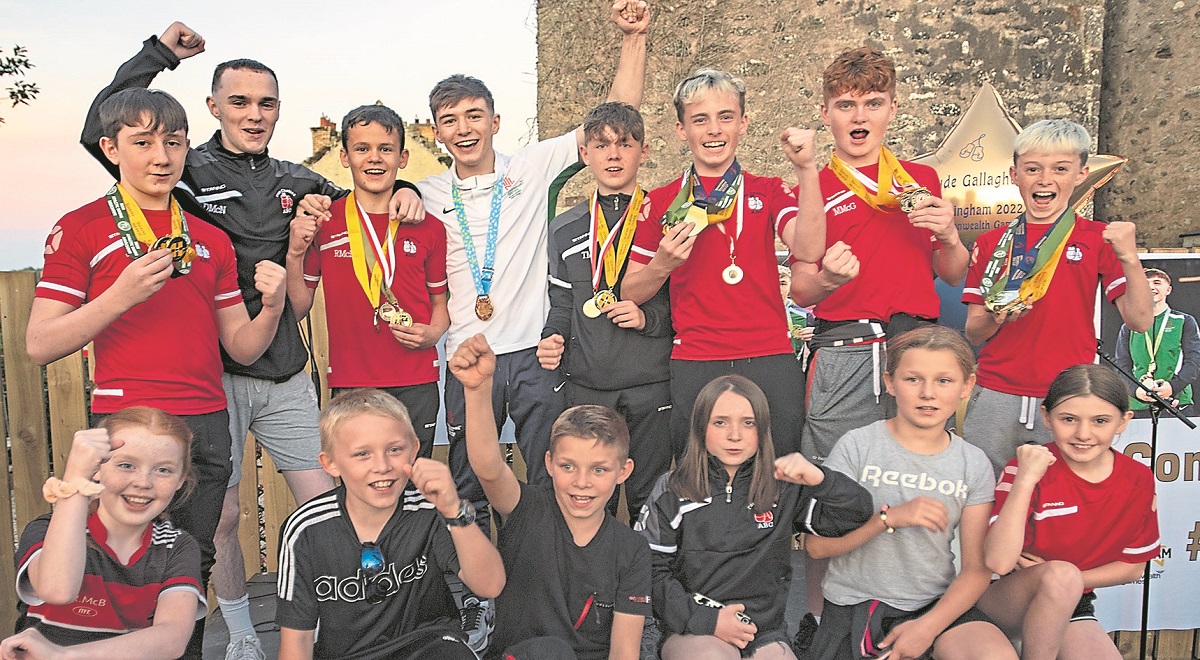 Hey Jude – Newtown on his shoulders…