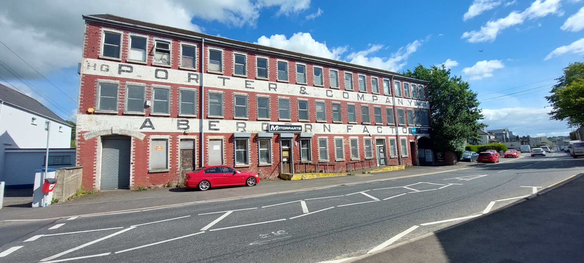 Reunion Planned For Porter’s Factory Workers