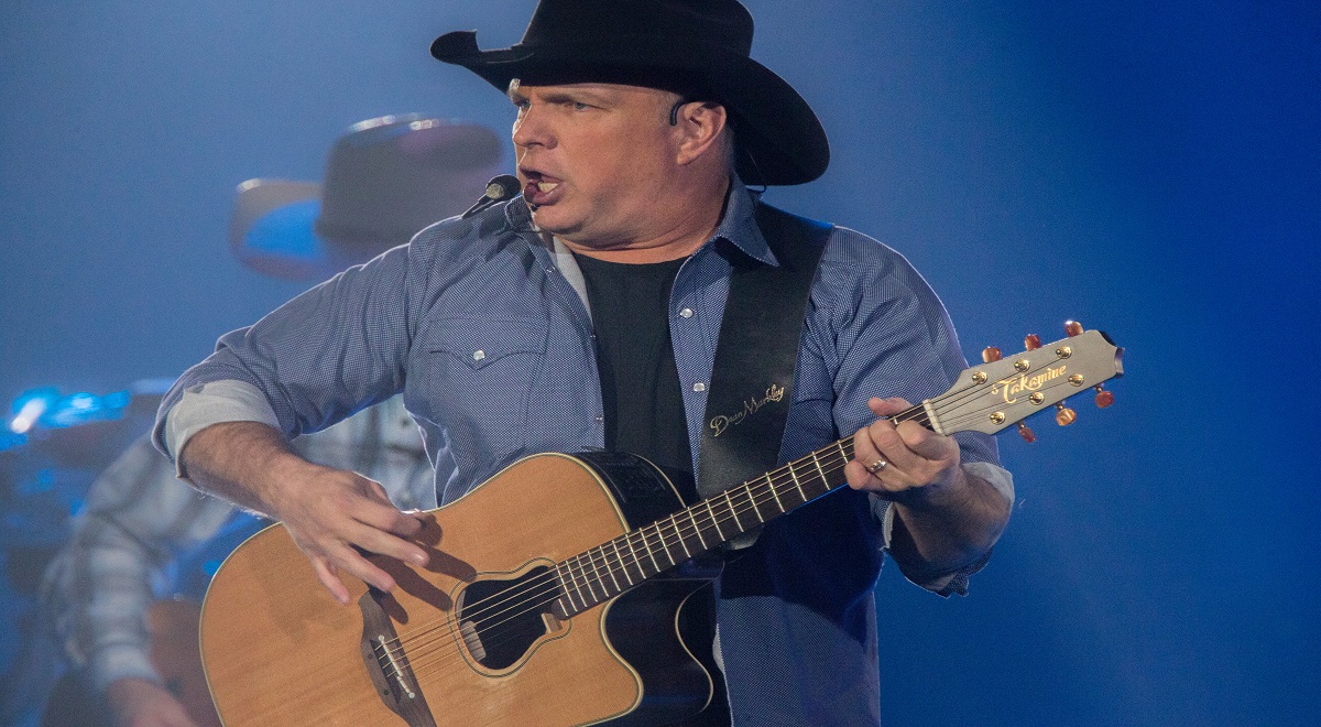 Garth Brooks important concert information