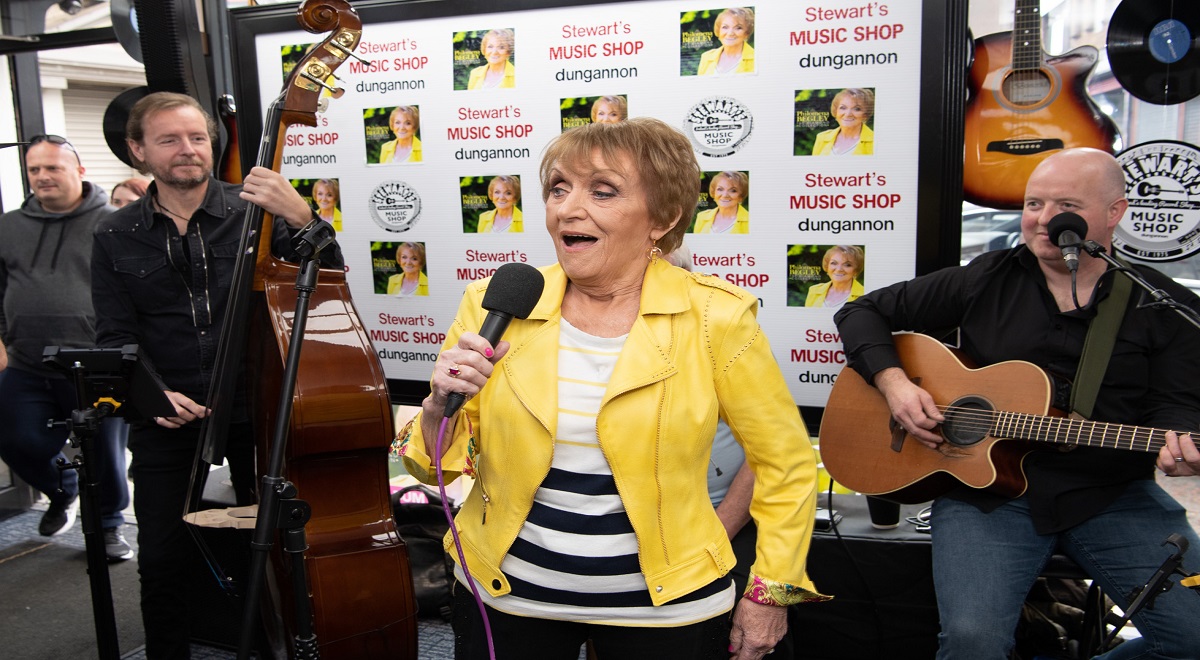 Queen of Country Philomena Begley launches new album in Dungannon