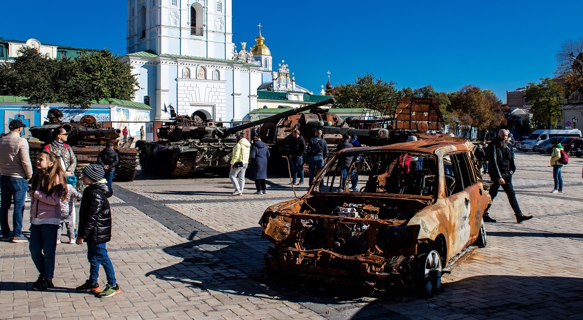 People are vanishing