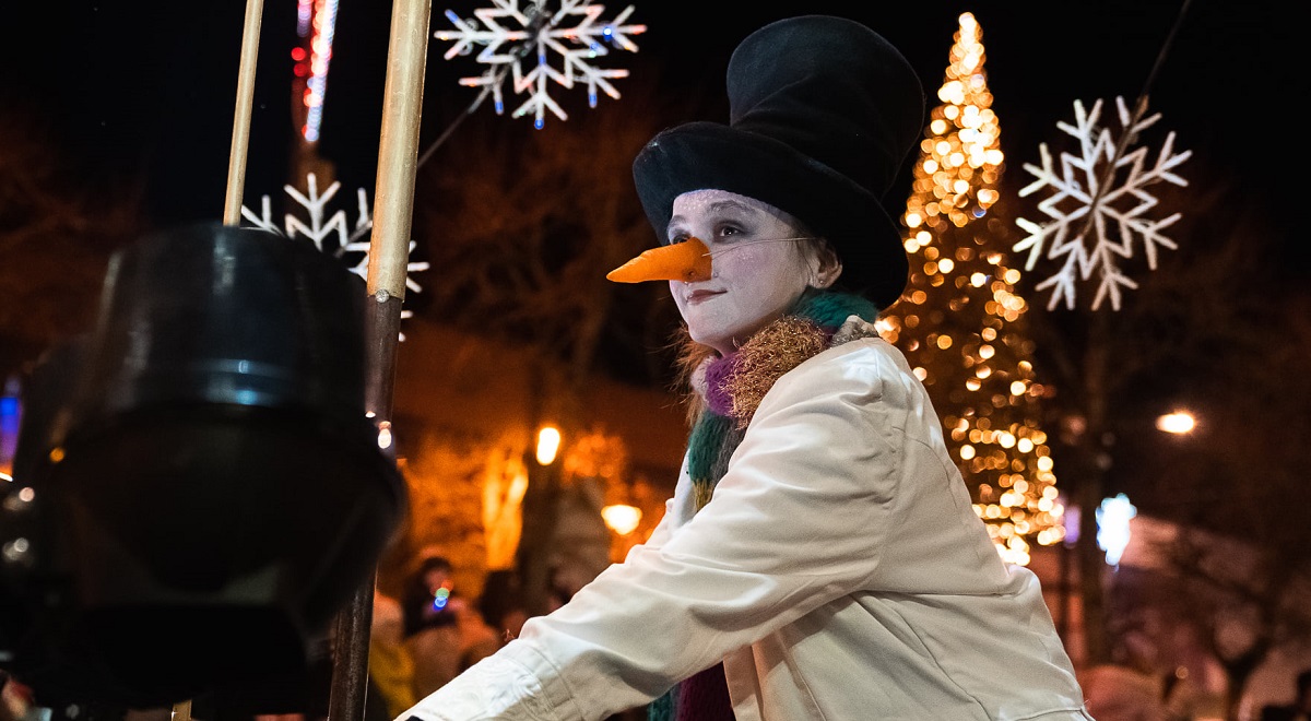 Traffic and travel advice for Strabane Christmas Lights switch on