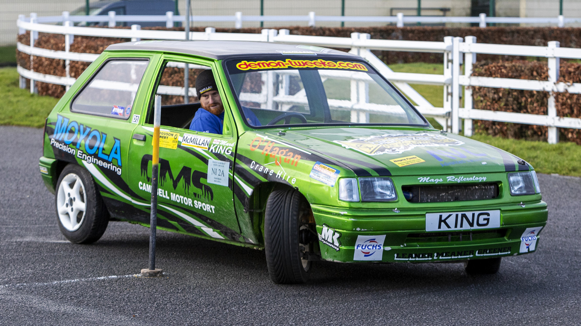 Grimes edges out King in thrilling battle