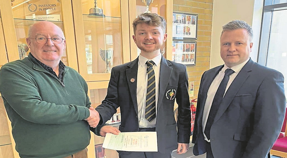 Student takes second prize in human rights essay competition