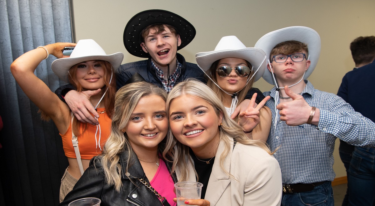 Song, dance and craic at The Tumbling Paddies