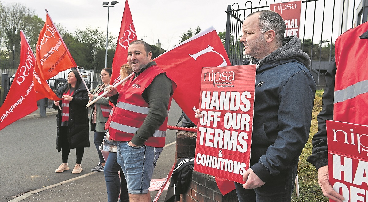 Teachers and civil servants take part in massive strike