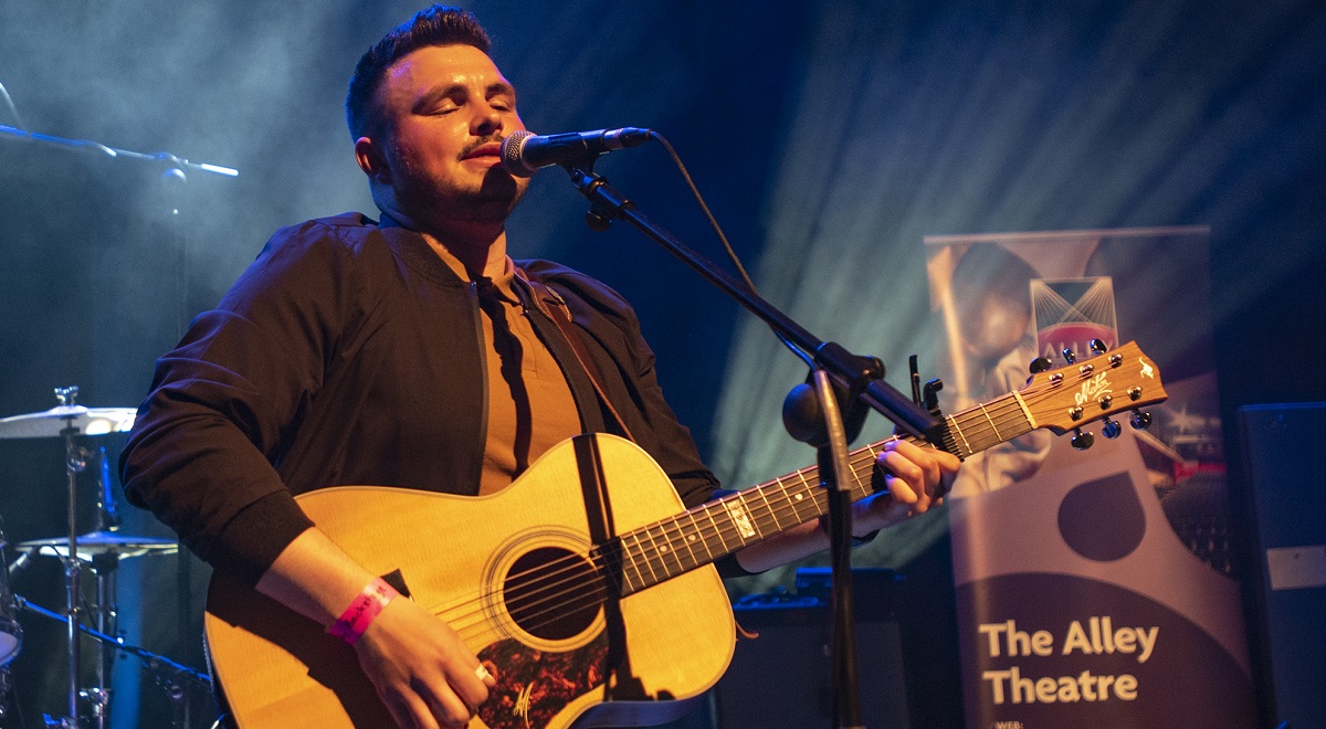 Strabane Unplugged to bring in summer