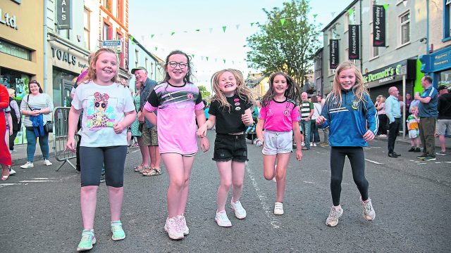 Ella, Leah, Sarah, Clodagh and Niamh dance to the street music on Friday night. JasMc3
