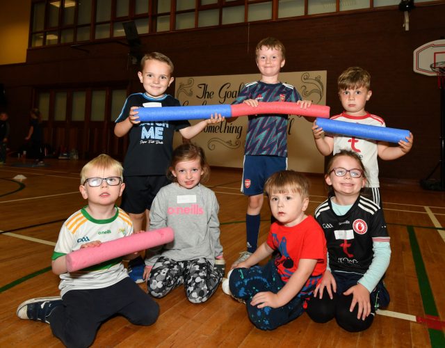 Local children Conan, Anna-Bella, Aoife, Eolann, Daithi, Luca and Tomas pose for a photo at the childrens fitness camp. DR25