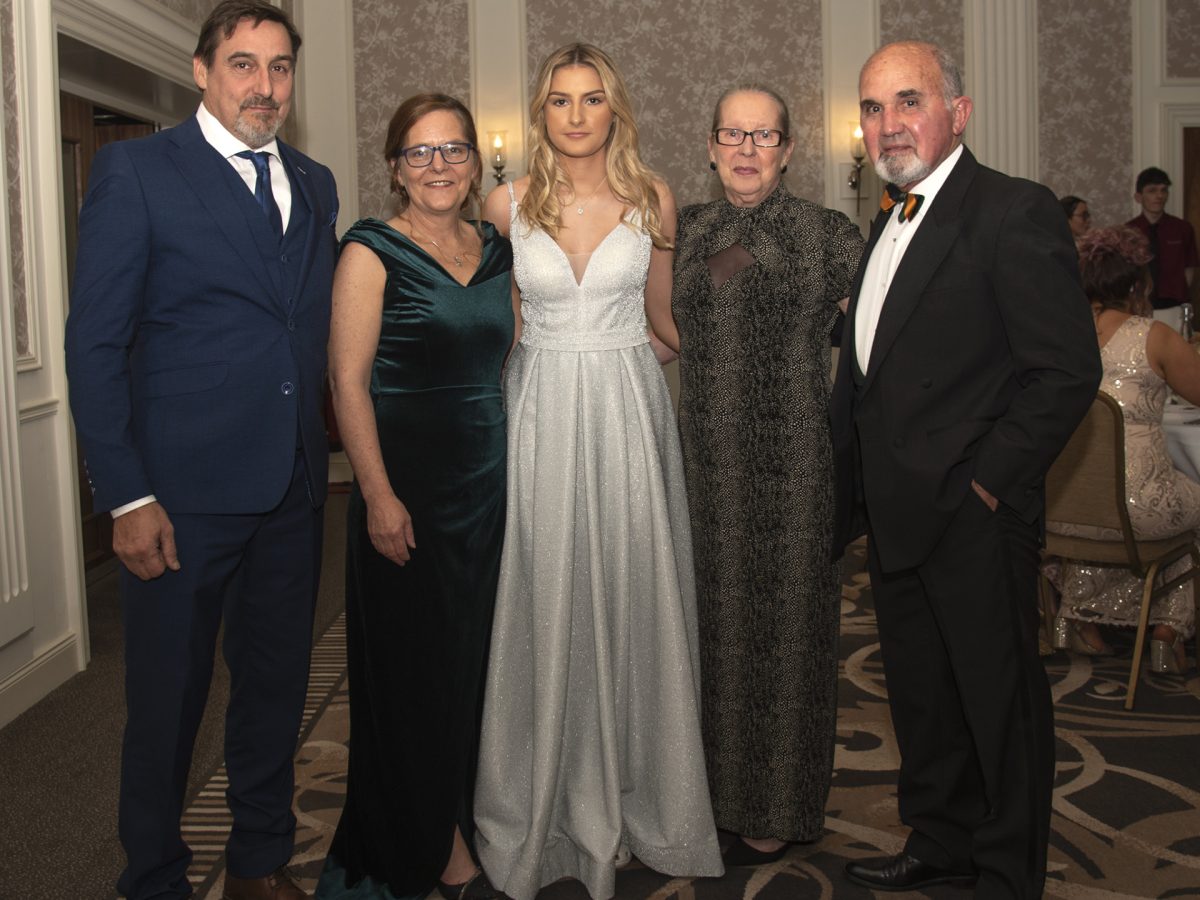 Ian, Kimberly and Emily Brown with Norma and Bob Hompton. JasMc10