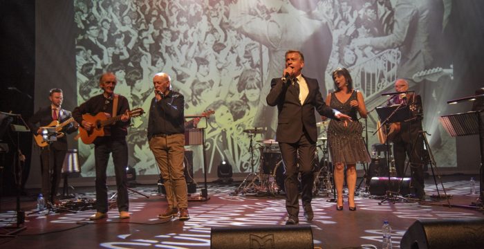 Dominic Kirwan, is joined by Gerarda McCann, and Frank and Martin Coll, at the finale of the Saturday night show